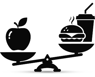 Natural Pharmaceuticals OmegaMarine™ Premium Mérleg, amelyen egy alma és egy gyorséttermi hamburger italral egyensúlyoz az egészséges és gyorséttermi ételek összehasonlítására.