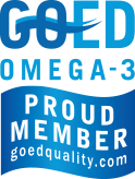Natural Pharmaceuticals OmegaMarine™ Premium GOED OMEGA-3 szervezet logója, a szöveggel: „GOED OMEGA-3” felül és „PROUD MEMBER goedquality.com” alul, kék alapon. A kép azt jelzi, hogy a termék vagy a vállalat tagja a GOED-nek, egy nemzetközi szervezetnek, amely az omega-3 étrend-kiegészítők minőségét és tisztaságát támogatja.