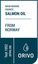 Natural Pharmaceuticals OmegaMarine™ Premium ORIVO minőségi tanúsítvány. A szöveg tetején a következő olvasható: „Fő tengeri forrás: SALMON OIL” és „FROM NORWAY”. - jelezve, hogy az olaj fő tengeri forrása norvég lazacolaj. Alul a „Test 1052” felirat, az orivo.no cím és az ORIVO céglogó található.